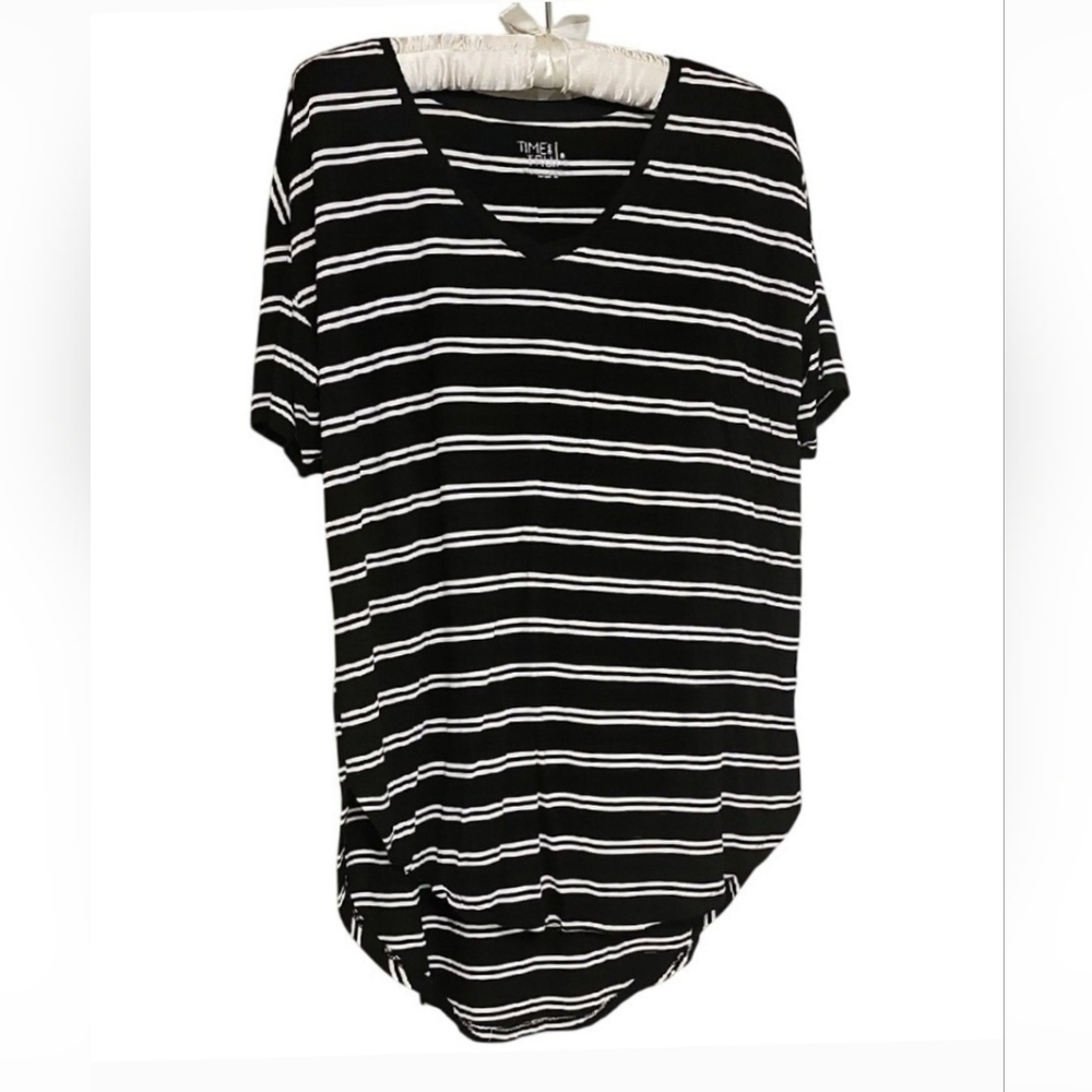 Time & Tru Black Shirt Top Black White Striped Short Sleeve Top Size S EUC